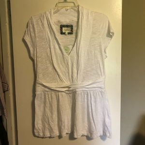 Deletta Anthropologie ⭐️ white tee